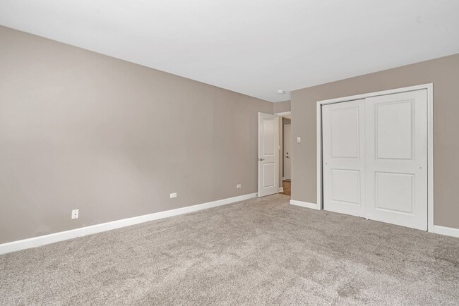 Interior Photo - Lakeside Village Apartments