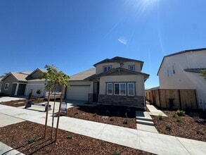 Building Photo - 8097 Trapper Rnch Rd
