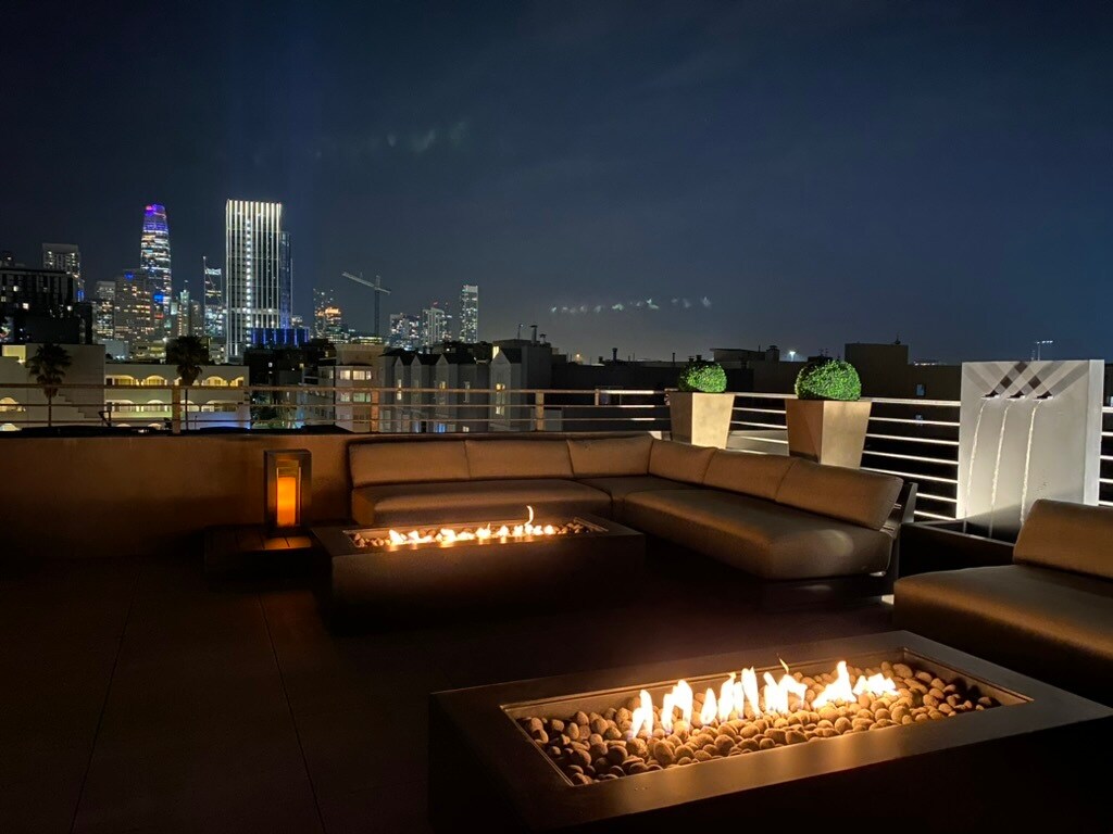 Building Photo - 630 Natoma St