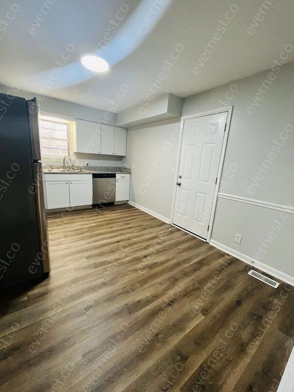 Building Photo - 3830 Scotwood Dr