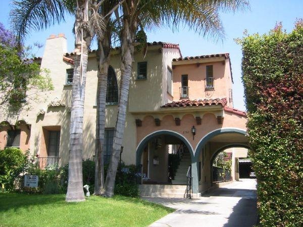 Building Photo - 232 S Poinsettia Pl