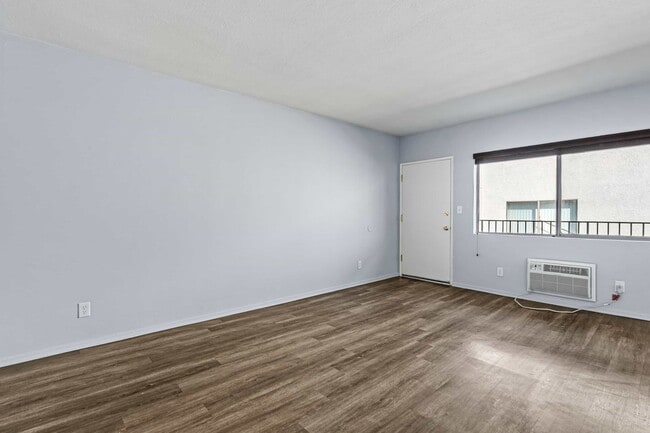 Building Photo - 530 E. Harvard Rd.