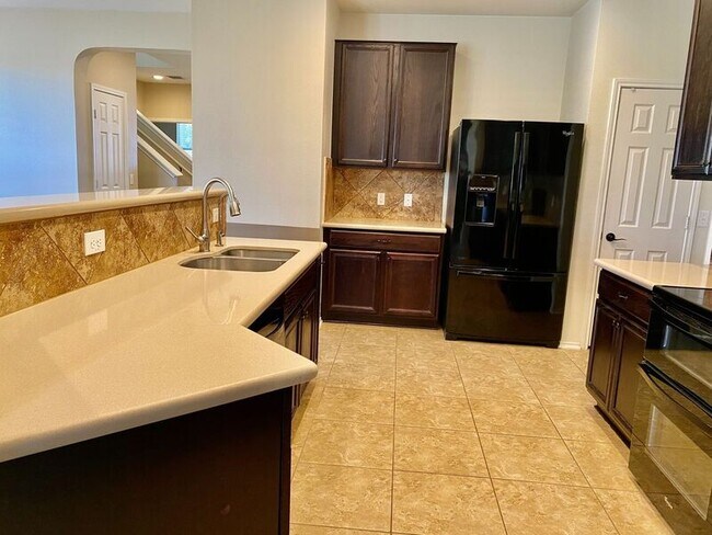 Foto del edificio - 10905 Roderick Lawson Ln