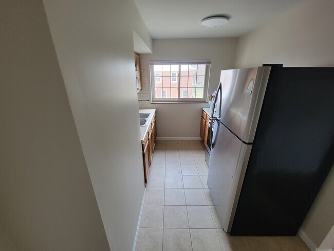 Foto del edificio - 211 E Orchard Ave