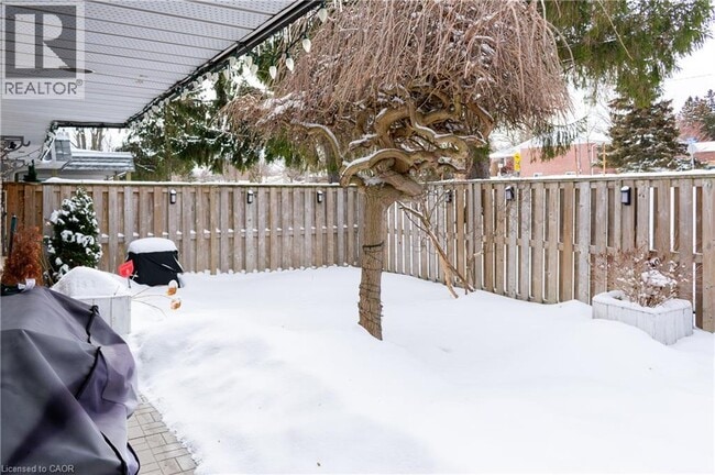 Building Photo - 14 Williamsburg Rd