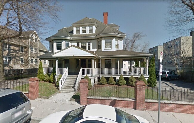 Foto del edificio - 12 Gardner St