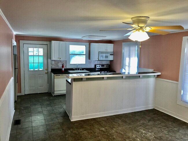 Building Photo - 102 Hammock Beach Rd