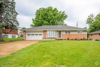 Building Photo - 9715 Grantview Dr