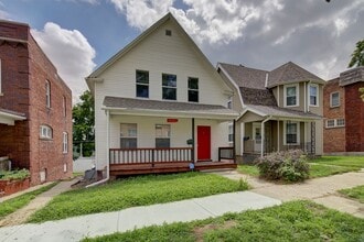 Building Photo - 3513 Dewey Ave