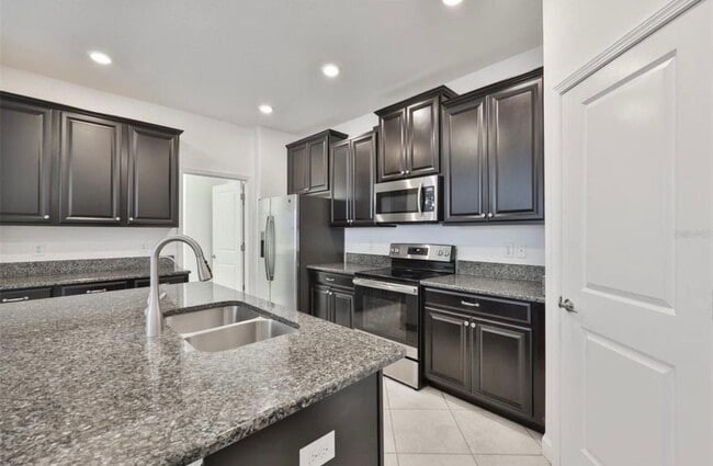 Photo - 10616 Great Cormorant Dr House
