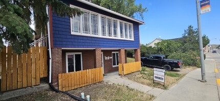 Building Photo - 1015 Pine Ave Building Photo - 1015 Pine Ave