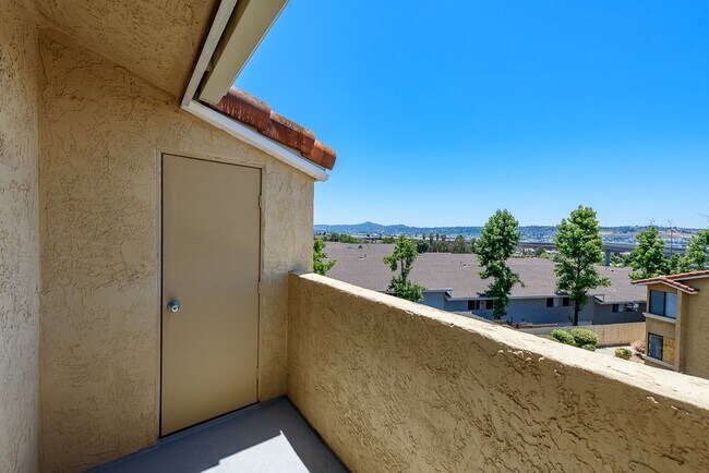 Building Photo - Quiet, Unit in Santee with View!