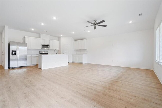 Foto del edificio - 1051 EMERALD St