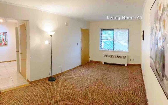 Building Photo - 25616 Hillside Ave