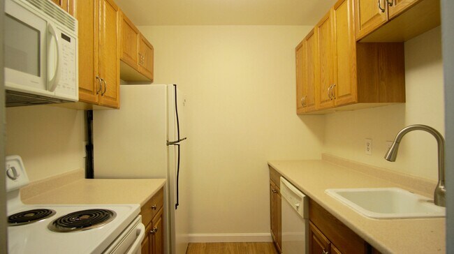 Foto del edificio - 274 S Main St