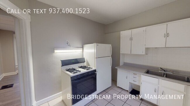 Building Photo - ALL UTILITIES INCLUDED! - Updated upstairs...
