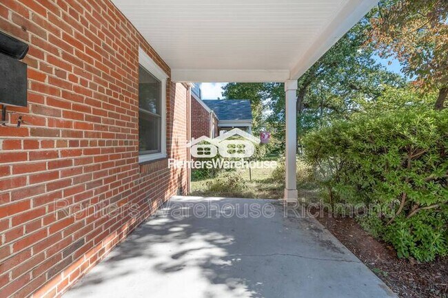 Foto del edificio - 5207 Forest Hill Ave