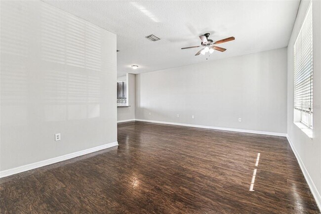 Foto del edificio - 11651 Declaration Dr