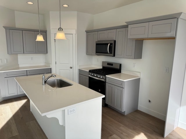 Building Photo - 3757 Big Horn Dr
