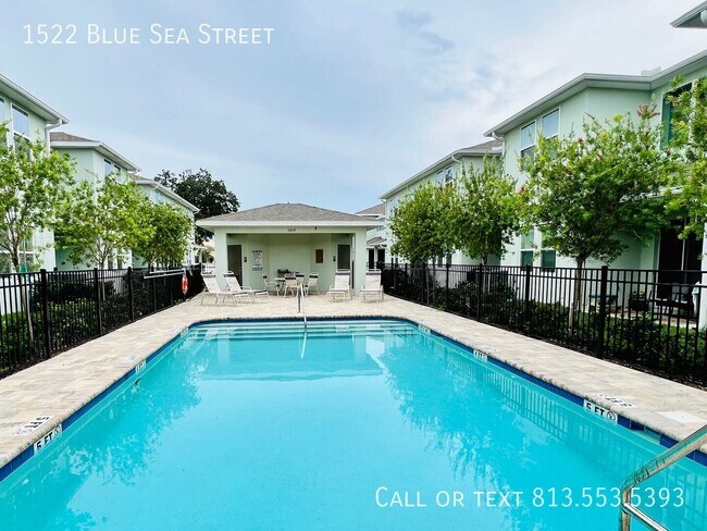 Foto del edificio - 1522 Blue Sea St