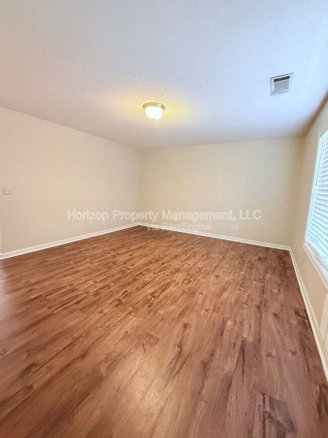 Foto del edificio - 4018 Hidden Hollow Terrace