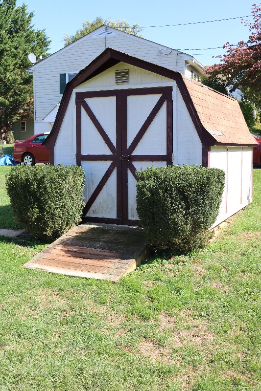 Building Photo - 144 Bookerdale Rd
