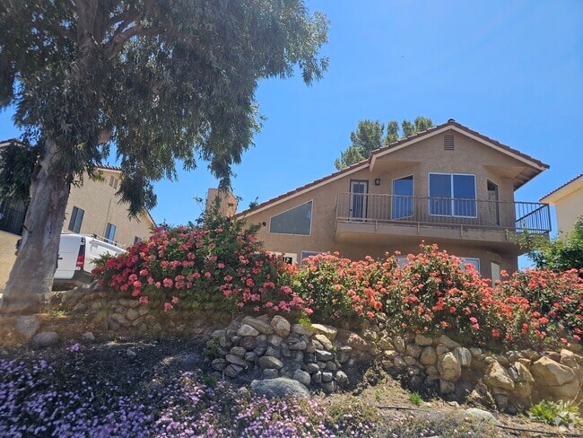Building Photo - 22361 Loch Lomond Dr
