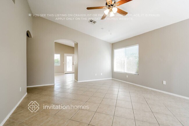 Building Photo - 3606 W Via Del Sol Dr