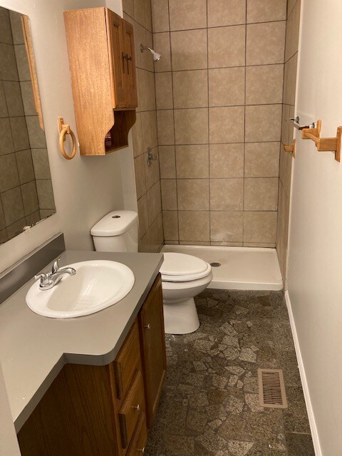 Building Photo - 3242 Pawnee Dr