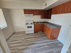 Building Photo - 45 N Lyn Rae Dr