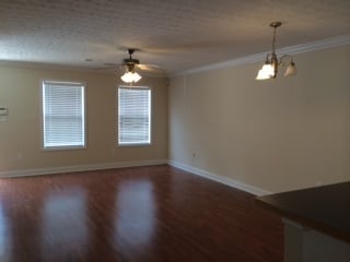 Building Photo - Condo on Westside - Available February