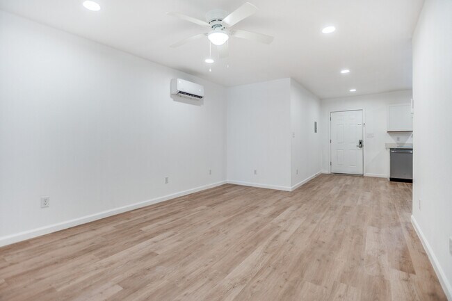 Foto del edificio - 905 W Abram St