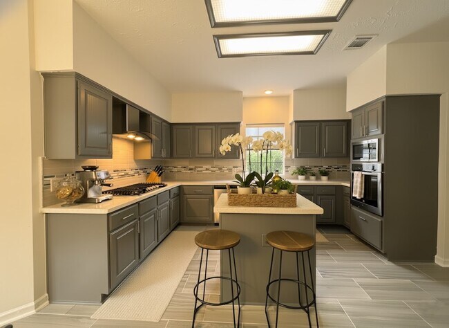 Foto del edificio - 16906 Scenic Lakes Way