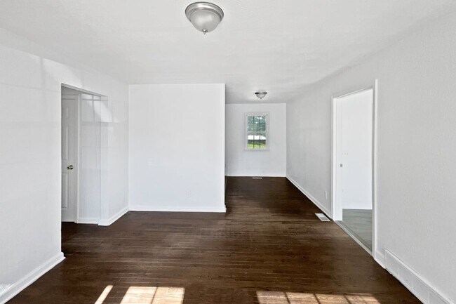 Foto del edificio - 10014 Hardesty Ave