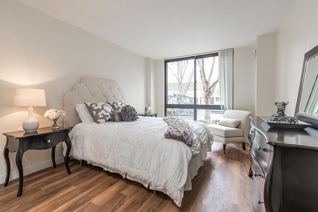 Building Photo - 1 bedroom in Boston MA 02109