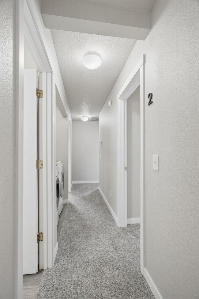 Foto del edificio - 113 W 23rd Ave