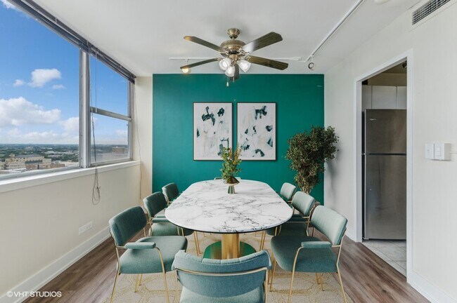 Foto del edificio - 6301 N Sheridan Rd
