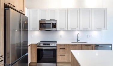 Building Photo - 22980 Vista Edera Cir