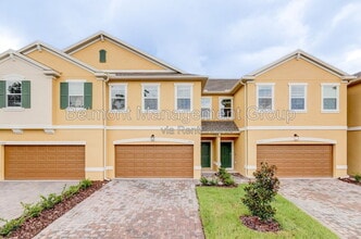 Building Photo - 9311 Tecumseh Dr