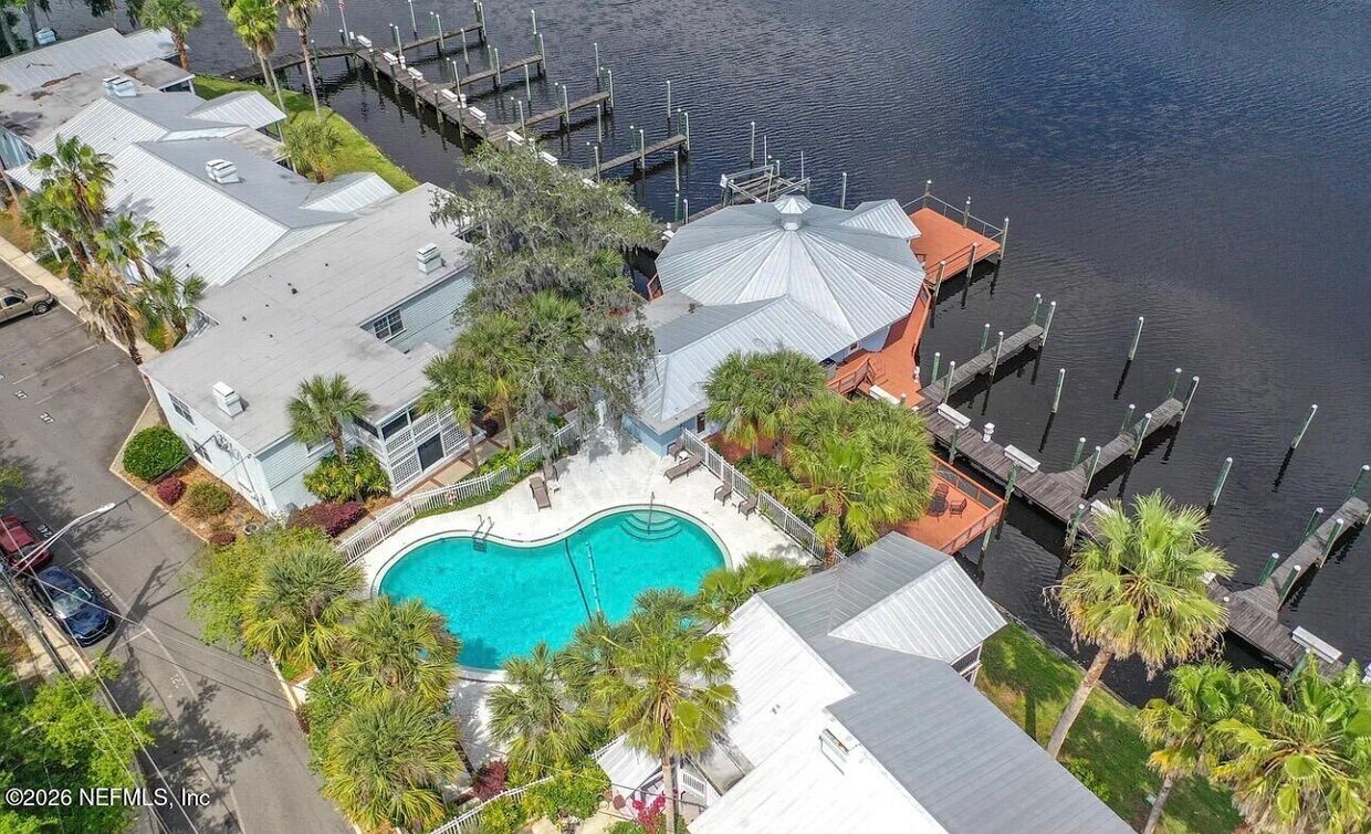 Foto del edificio - 3434 Blanding Blvd