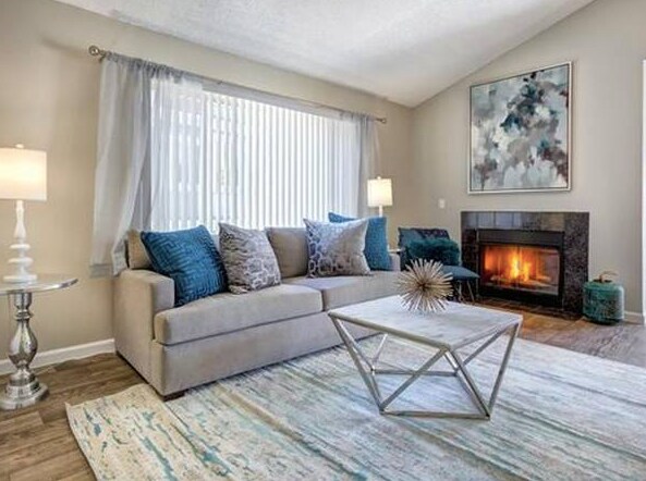 Foto principal - 1003 Golden Park Dr