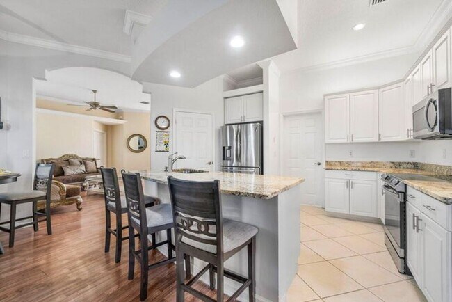 Foto del edificio - 146 Fernwood Crescent