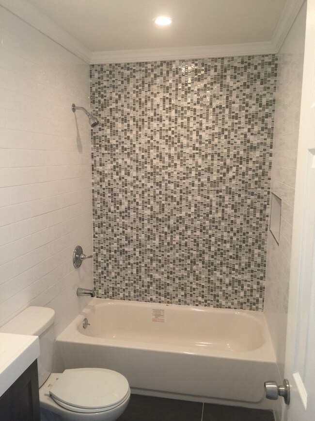 Foto del edificio - 9001 Farragut Rd