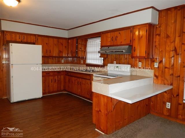 Building Photo - 2952 Valley Ridge Dr