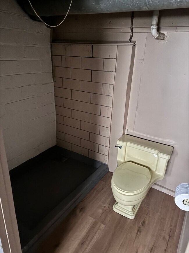 Foto del edificio - 3175 W 112th St