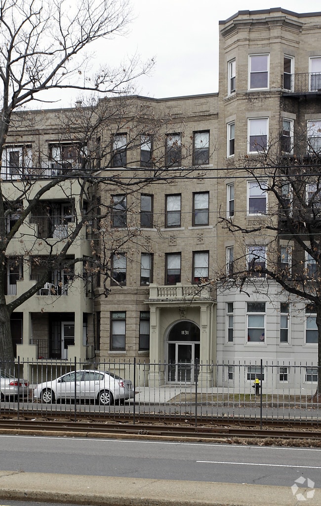 Primary Photo - Commonwealth Gardens Apartments