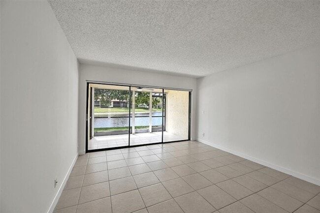 Building Photo - 2297 SW 15th St