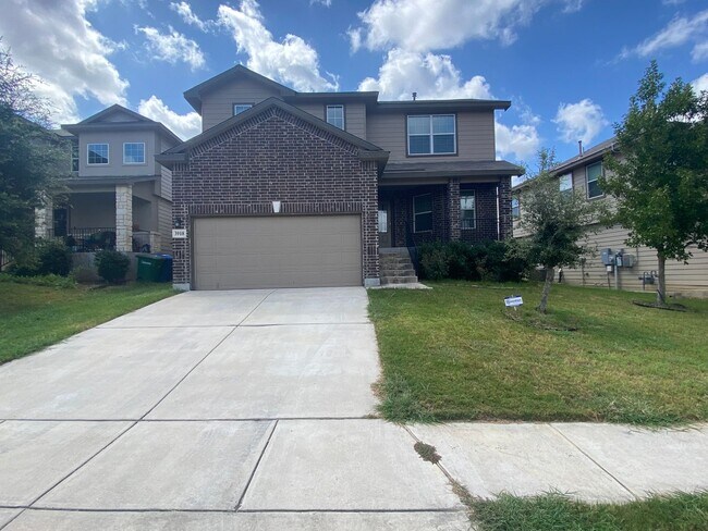 Building Photo - Spacious 4-Bedroom Home with Washer & Dryer Included in Riposa Vita Community!
