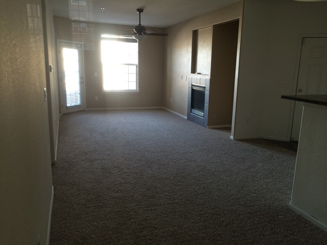Primary Photo - 1450 Blue Sky Way
