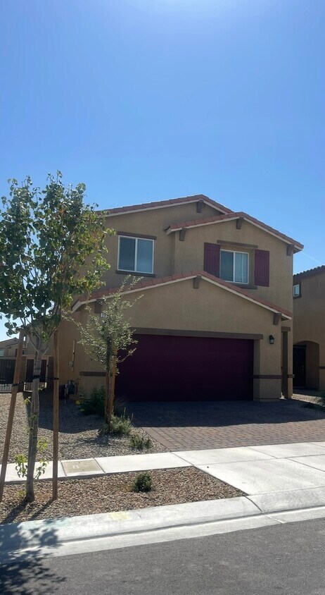 Foto principal - 3839 Seyfert Ave